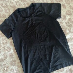 Lulu swiftly tech shirt